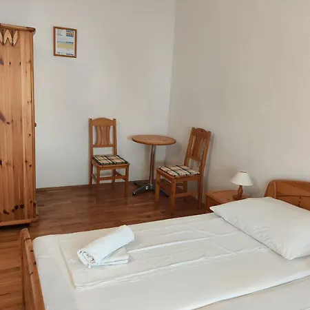 Apartment Niko *