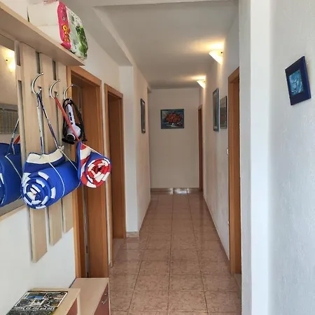 Niko Apartment